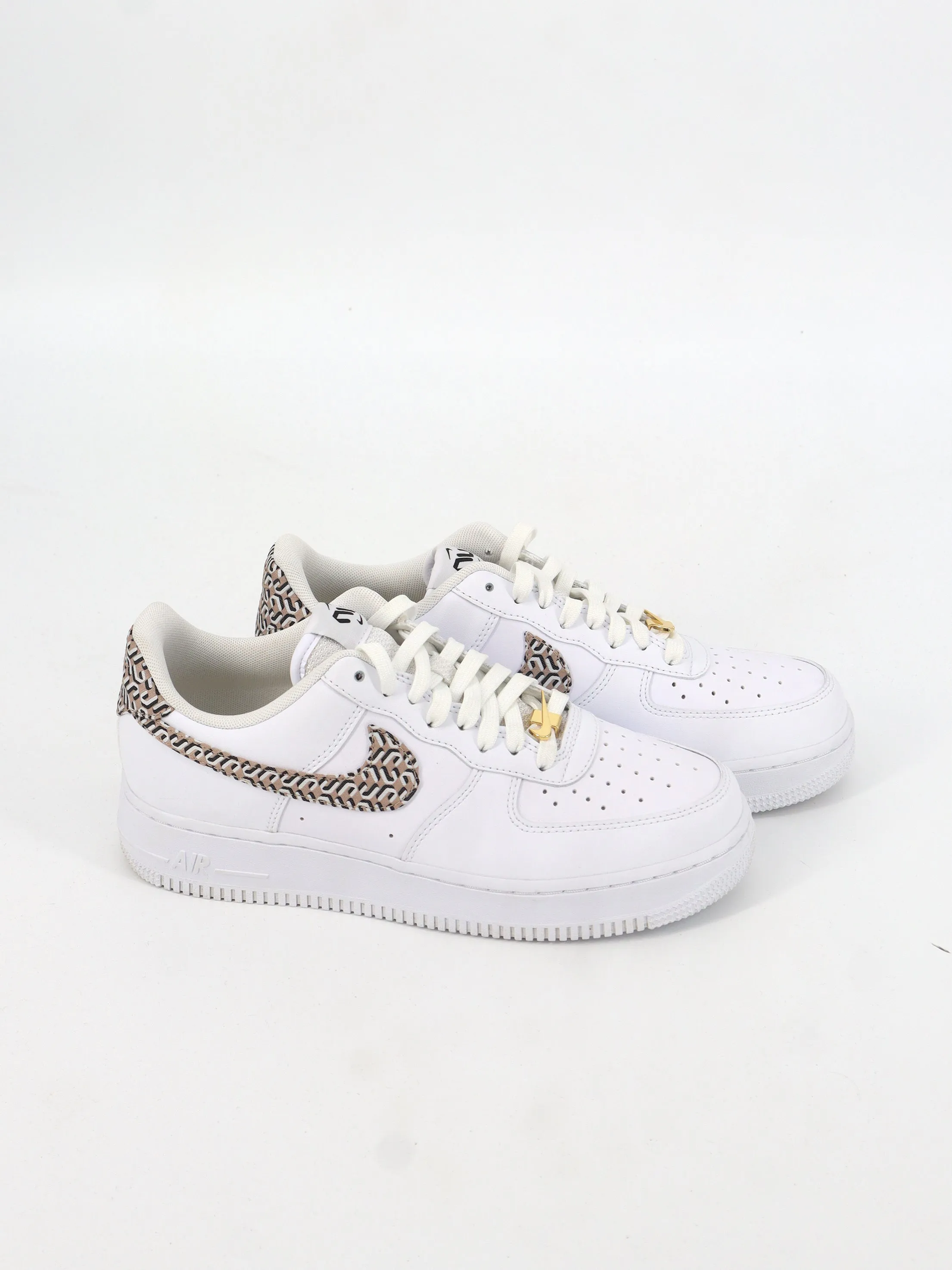 1972 Waffle Racing Flat Moon Shoe Women's Brand Logo Embroidered Sneakers,White